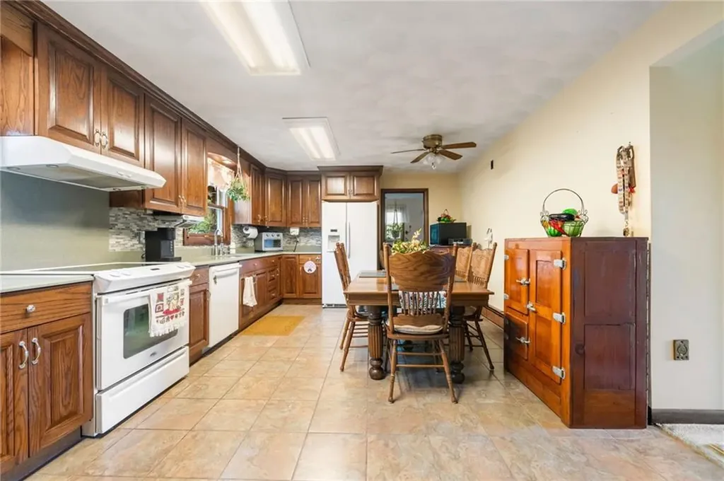 92 Roberge Avenue Woonsocket RI 02895