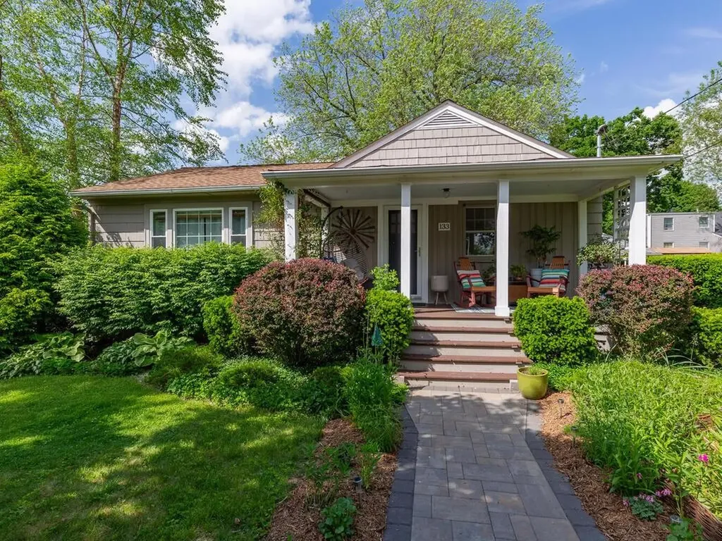 133 Tallman Avenue Cranston RI 02910