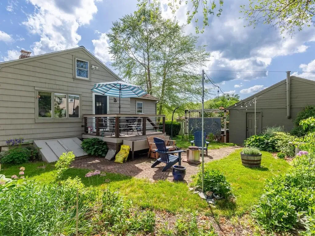 133 Tallman Avenue Cranston RI 02910