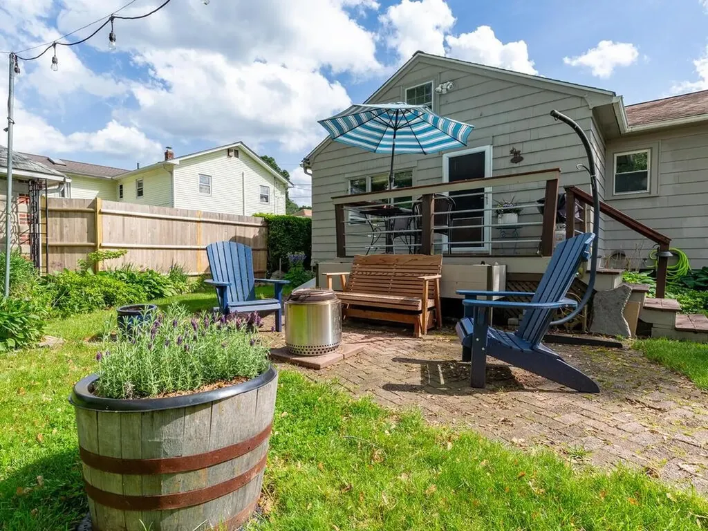 133 Tallman Avenue Cranston RI 02910