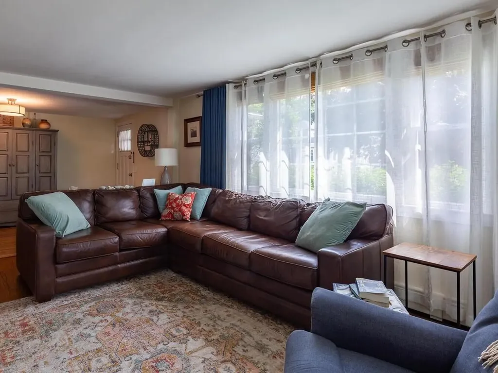 133 Tallman Avenue Cranston RI 02910