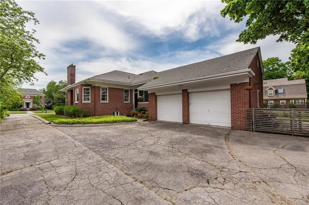 255 Norwood Avenue Cranston RI 02905