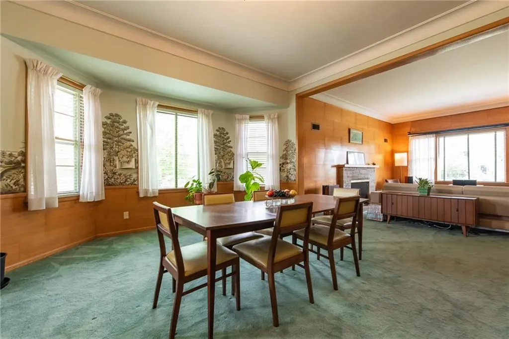 255 Norwood Avenue Cranston RI 02905