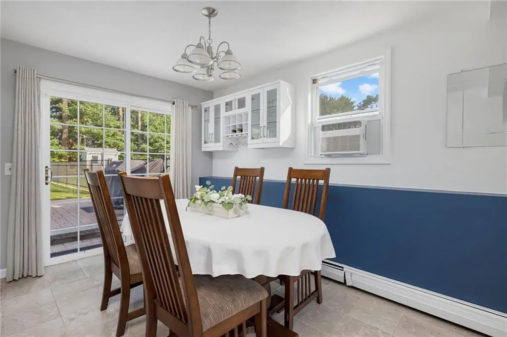 92 Wisteria Drive Coventry RI 02816