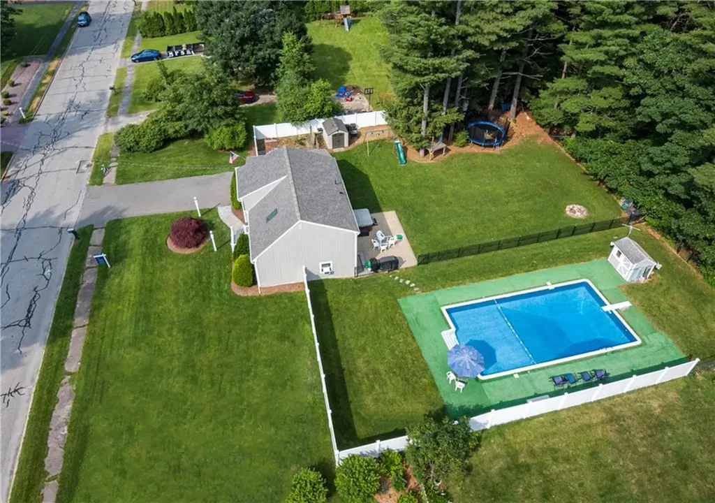 92 Wisteria Drive Coventry RI 02816