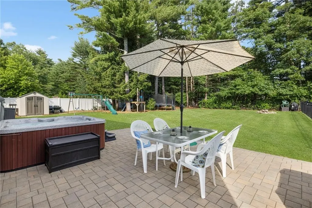 92 Wisteria Drive Coventry RI 02816