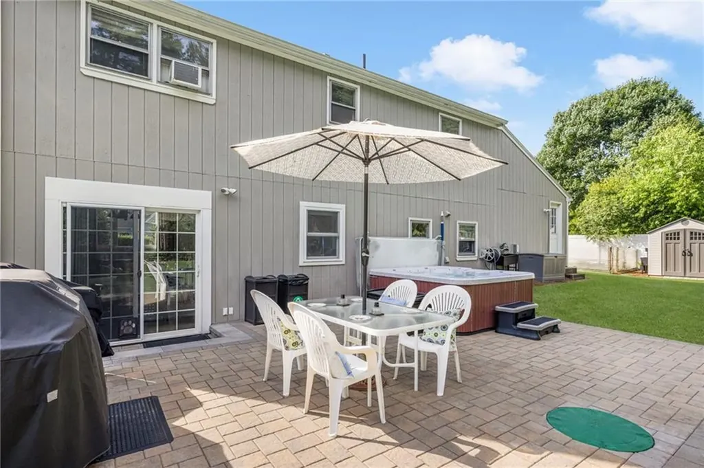 92 Wisteria Drive Coventry RI 02816