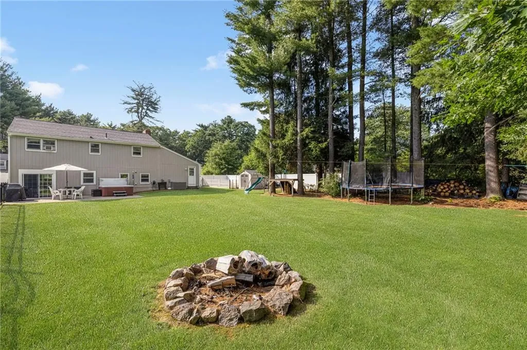 92 Wisteria Drive Coventry RI 02816