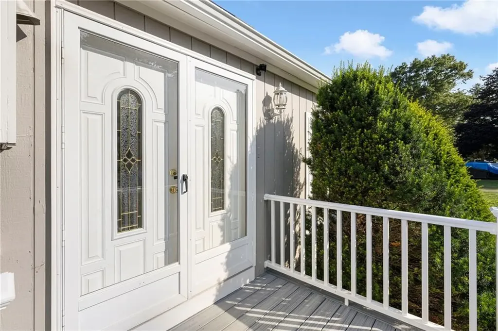 92 Wisteria Drive Coventry RI 02816