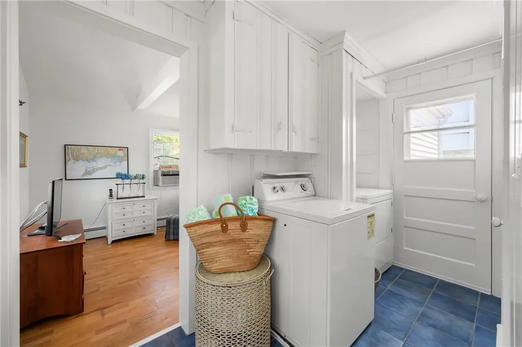 25 Champlin Drive Westerly RI 02891
