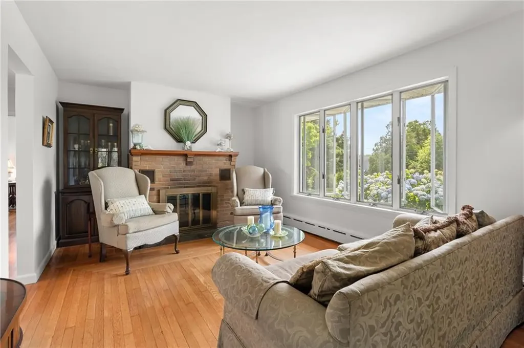 25 Champlin Drive Westerly RI 02891