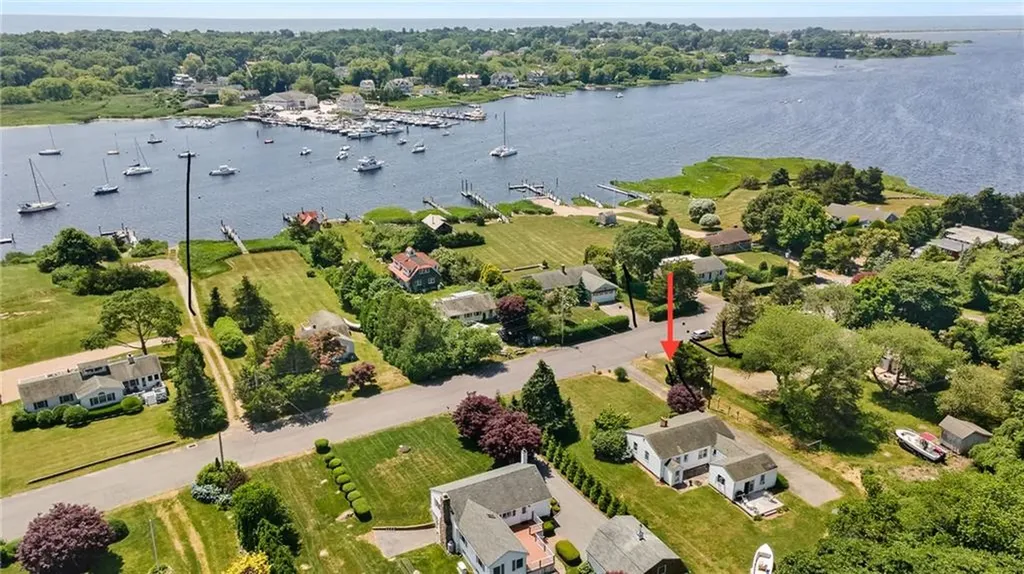 25 Champlin Drive Westerly RI 02891