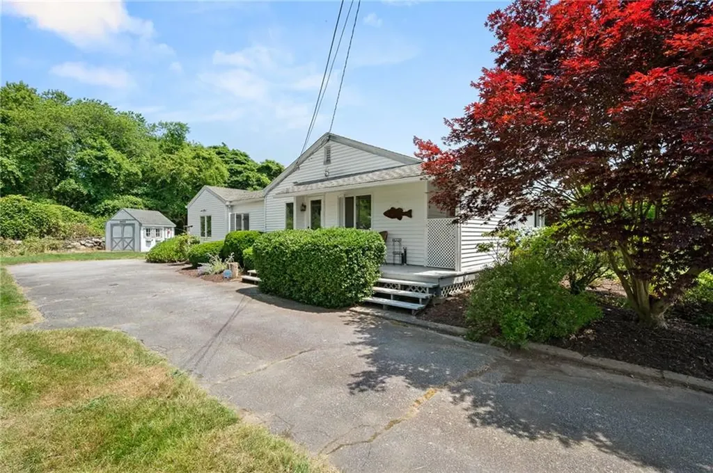 25 Champlin Drive Westerly RI 02891