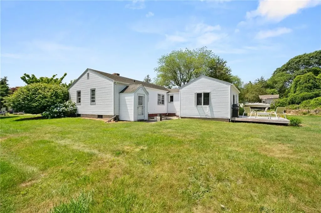 25 Champlin Drive Westerly RI 02891