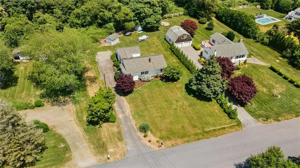 25 Champlin Drive Westerly RI 02891