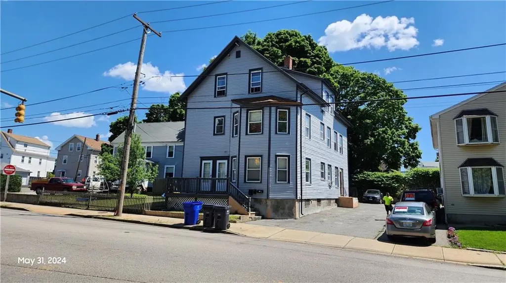 172 School Street Pawtucket RI 02860