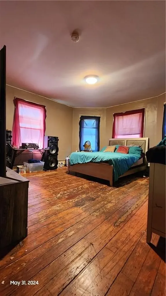 172 School Street Pawtucket RI 02860