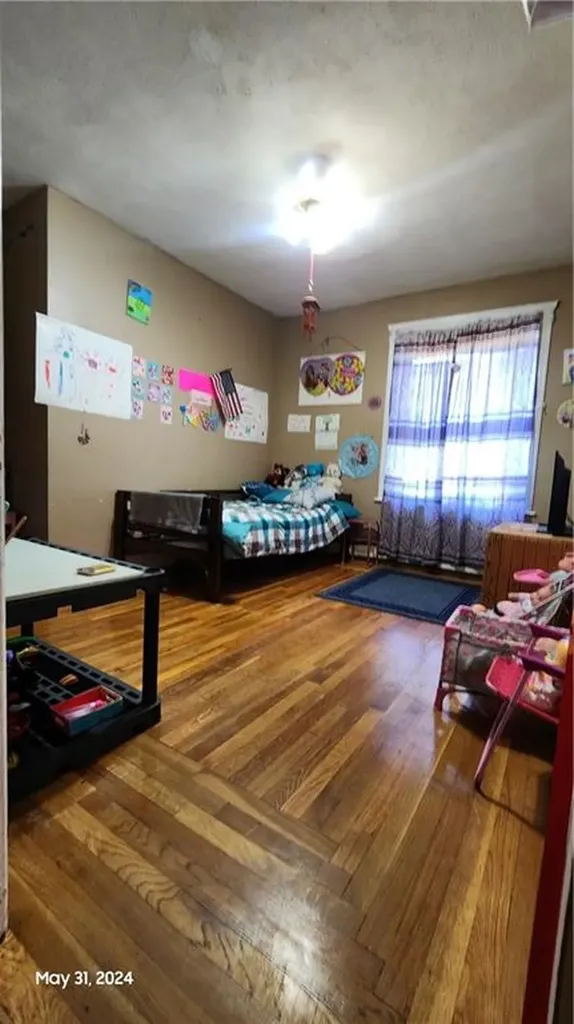 172 School Street Pawtucket RI 02860