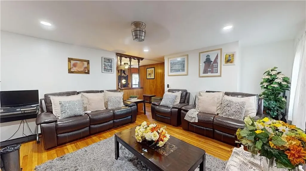 118 Argol Street Providence RI 02904