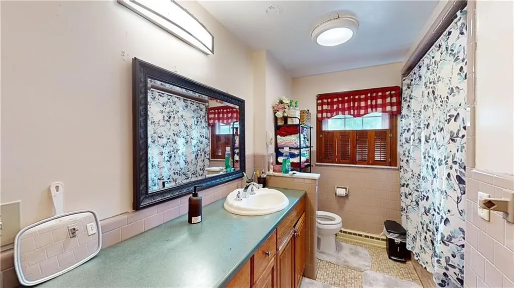 118 Argol Street Providence RI 02904