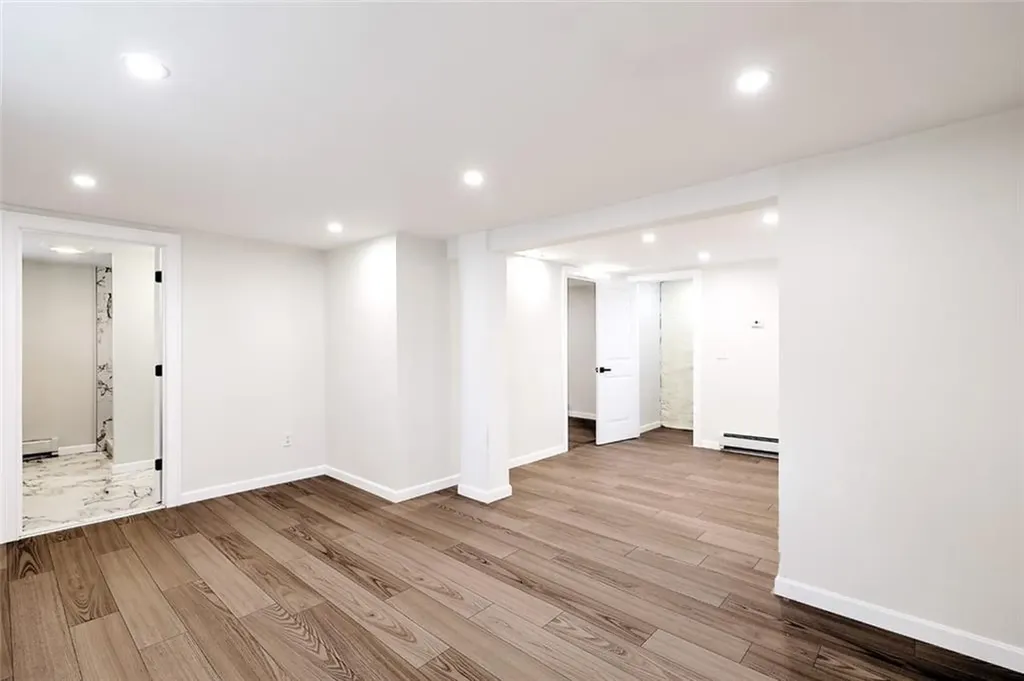 6 John Street Johnston RI 02919
