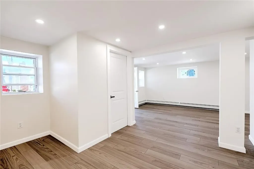 6 John Street Johnston RI 02919