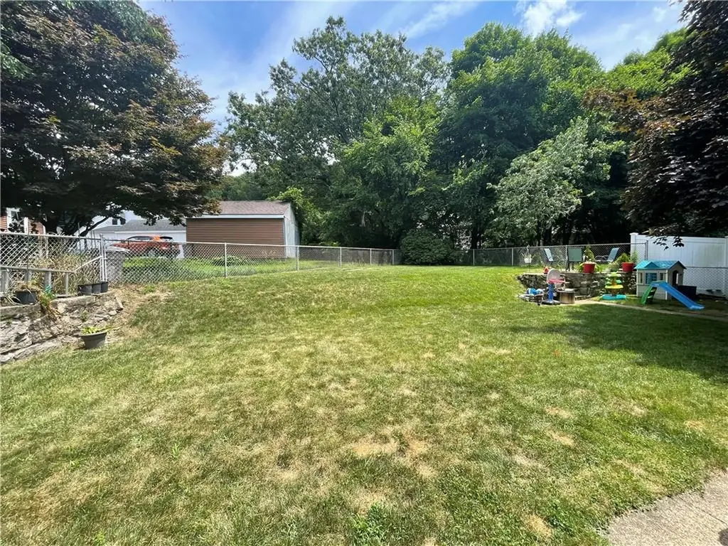 1566 Mendon Road Woonsocket RI 02895