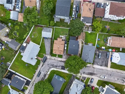 19 Westcott Avenue Providence RI 02909