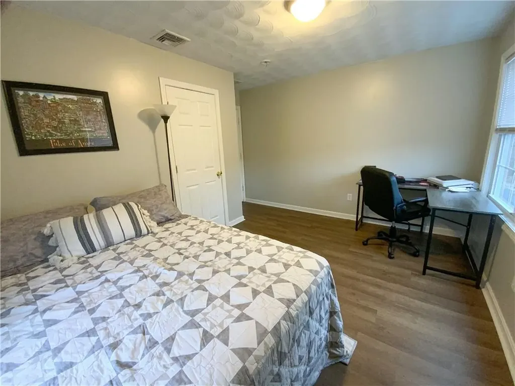 796 Branch Avenue Providence RI 02904