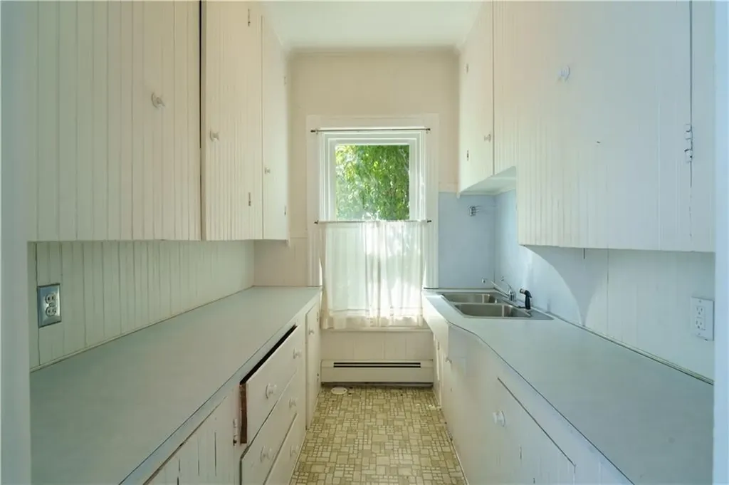 18 French Street Pawtucket RI 02860