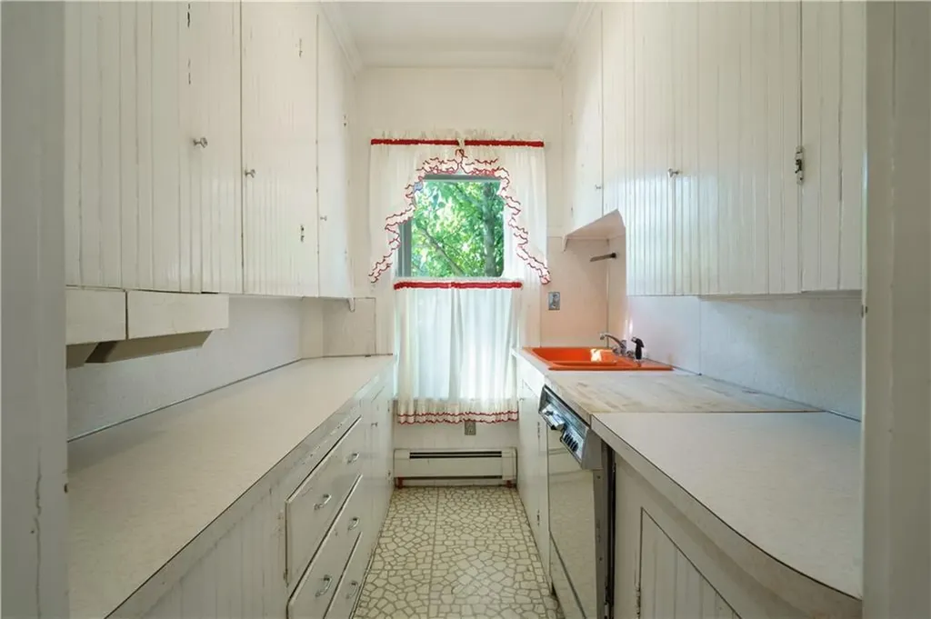 18 French Street Pawtucket RI 02860