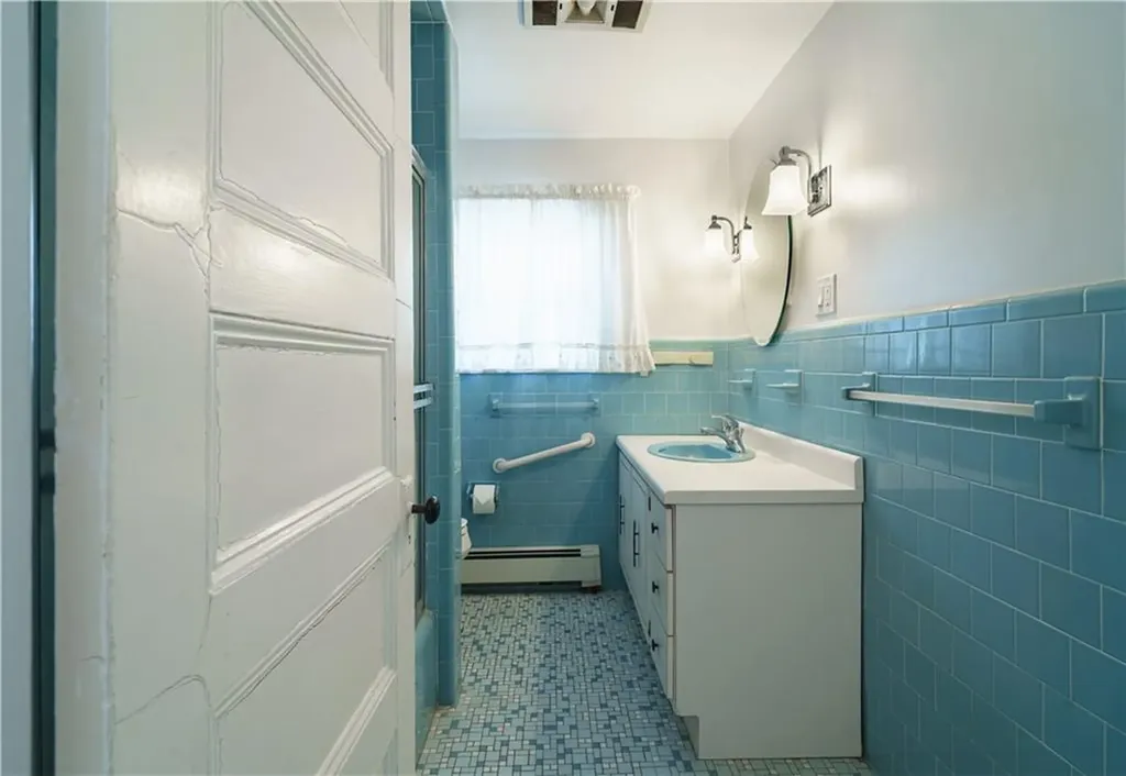 18 French Street Pawtucket RI 02860