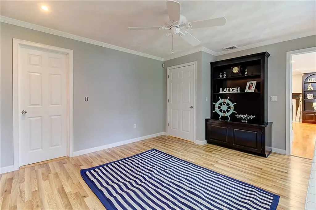 45 Algonquin Road Narragansett RI 02882