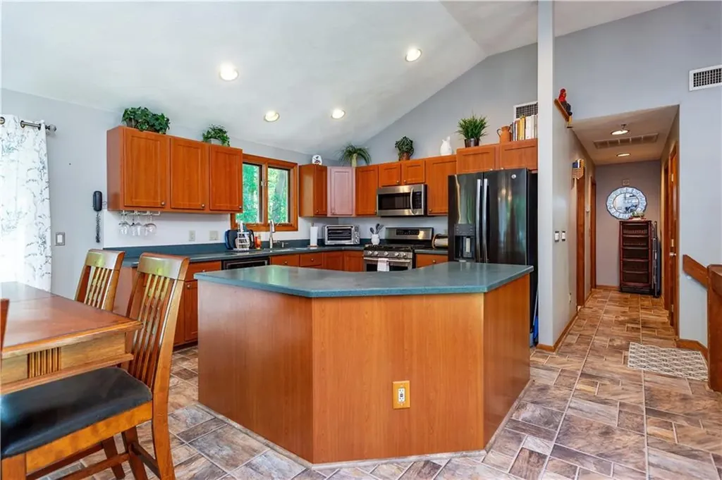 343 East Greenwich Avenue West Warwick RI 02893