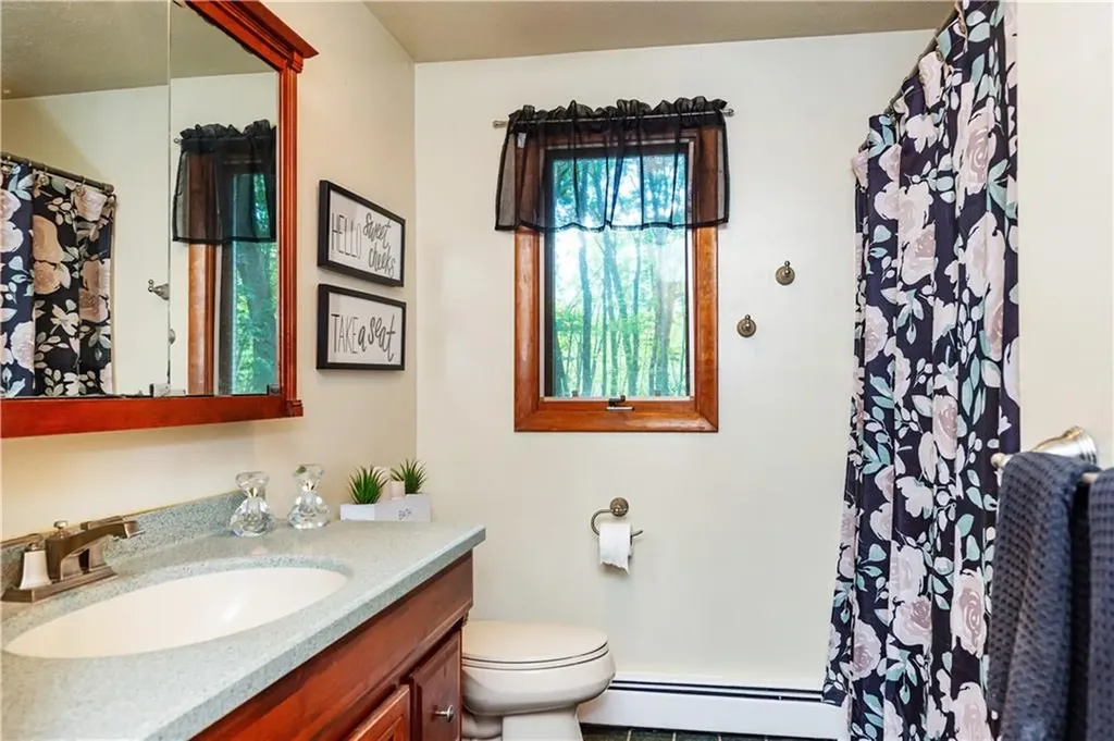 343 East Greenwich Avenue West Warwick RI 02893