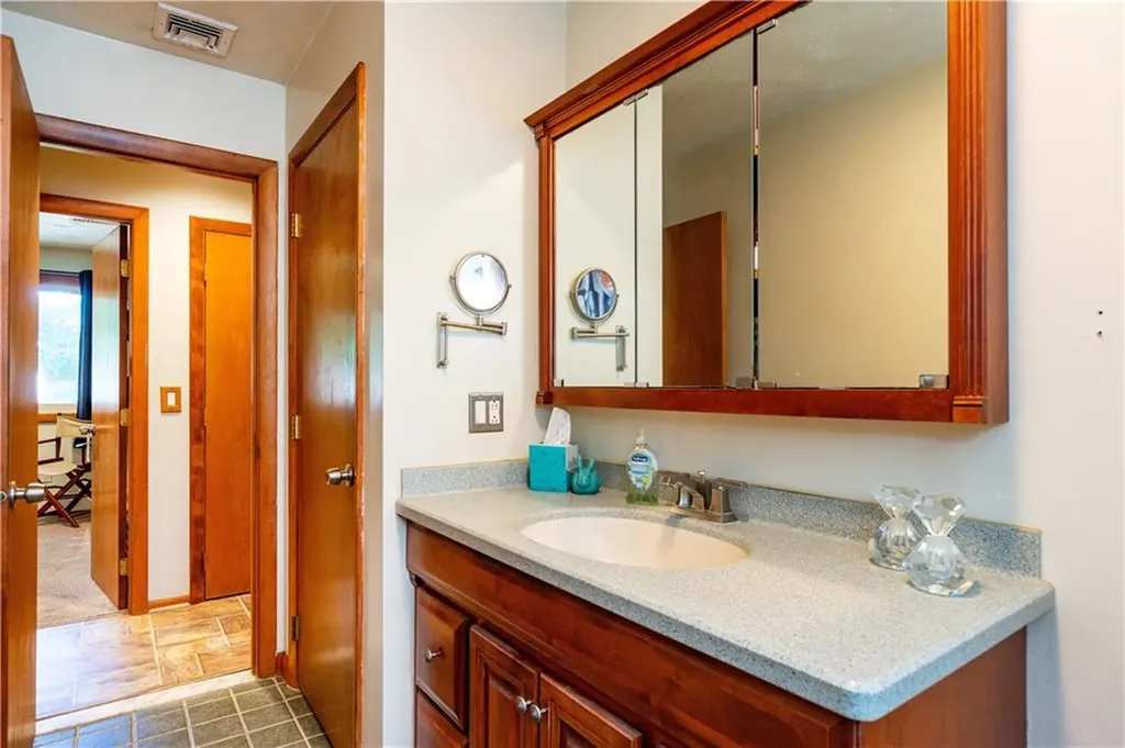 343 East Greenwich Avenue West Warwick RI 02893