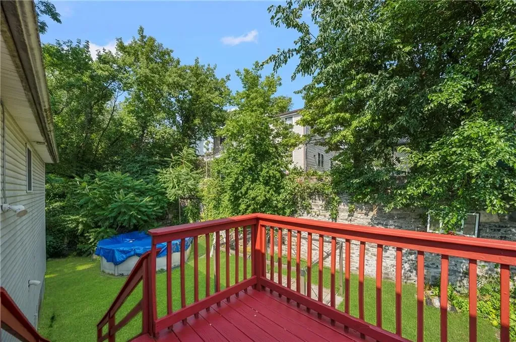 153 River Street Woonsocket RI 02895