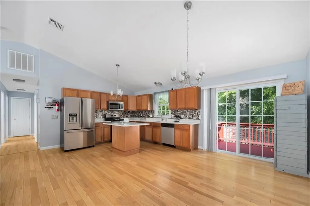 153 River Street Woonsocket RI 02895