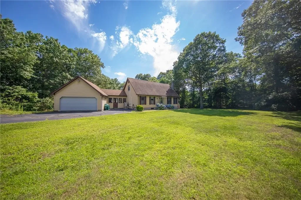 11 Fletcher Drive Westerly RI 02891
