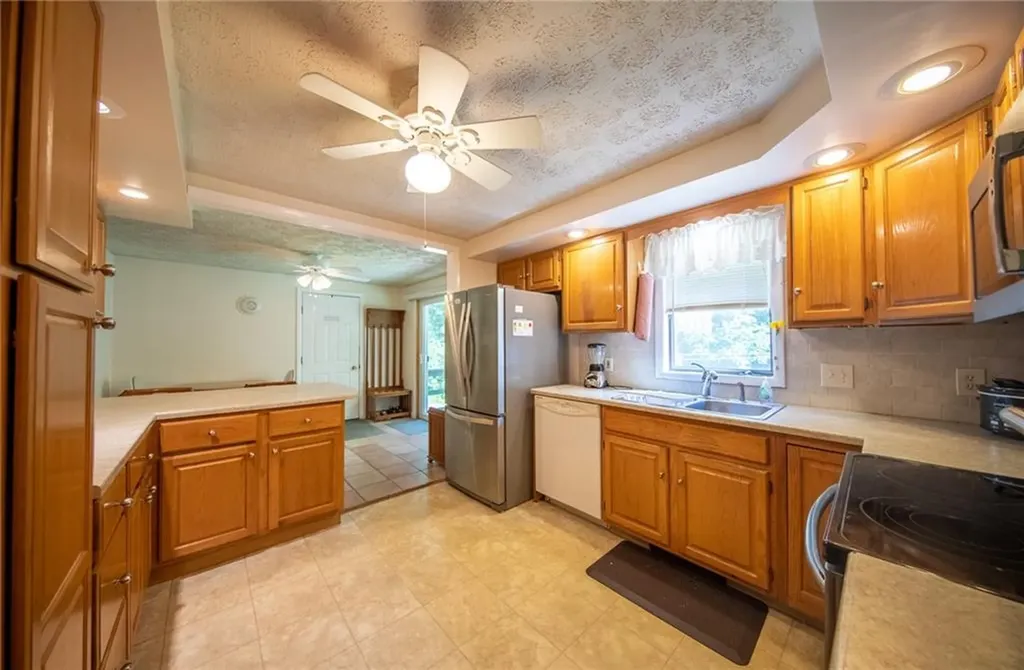 11 Fletcher Drive Westerly RI 02891