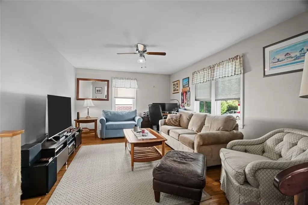 2 Hillside Road Bristol RI 02809