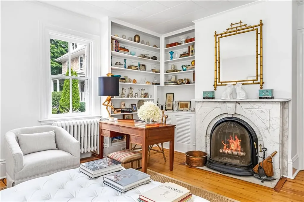 48 Jennys Lane Barrington RI 02806