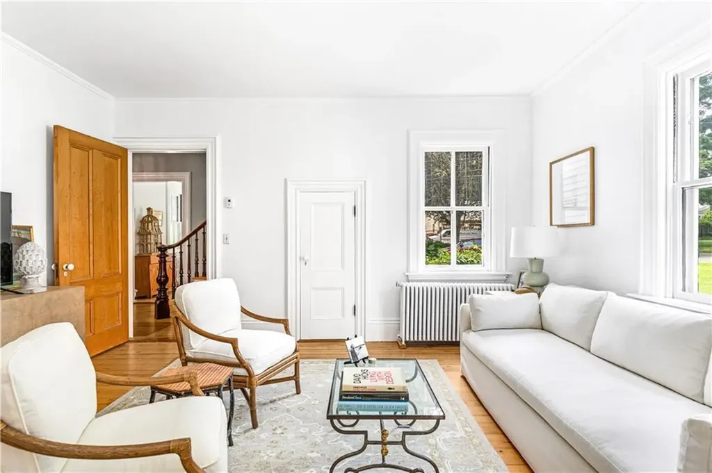 48 Jennys Lane Barrington RI 02806