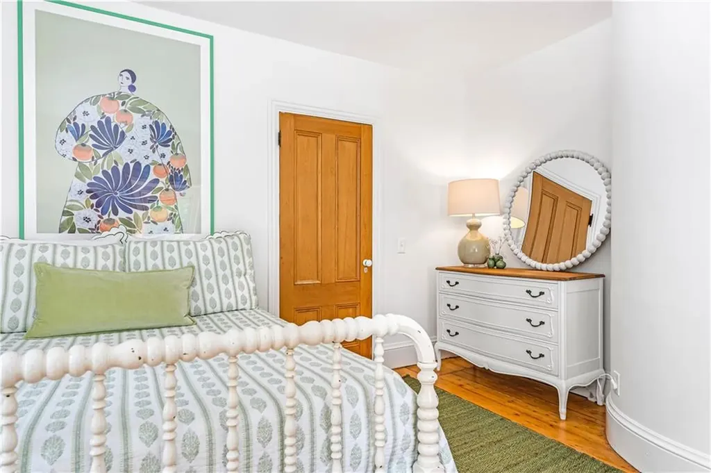 48 Jennys Lane Barrington RI 02806