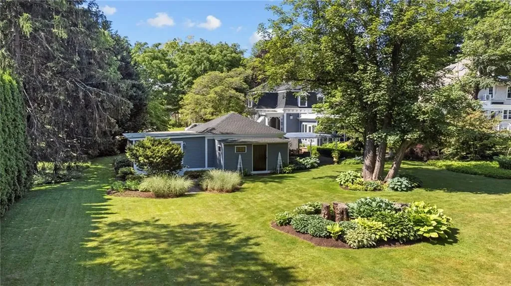 48 Jennys Lane Barrington RI 02806