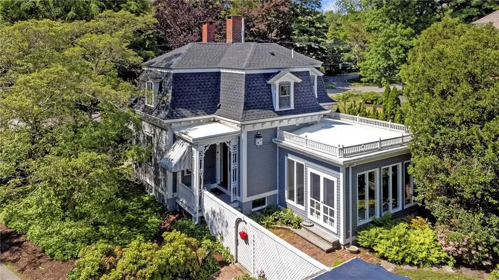 48 Jennys Lane Barrington RI 02806