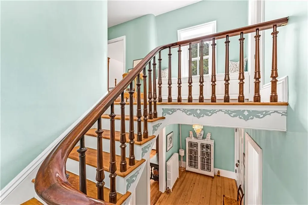 48 Jennys Lane Barrington RI 02806