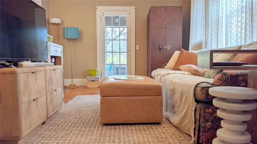 273 Rochambeau Avenue Providence RI 02906