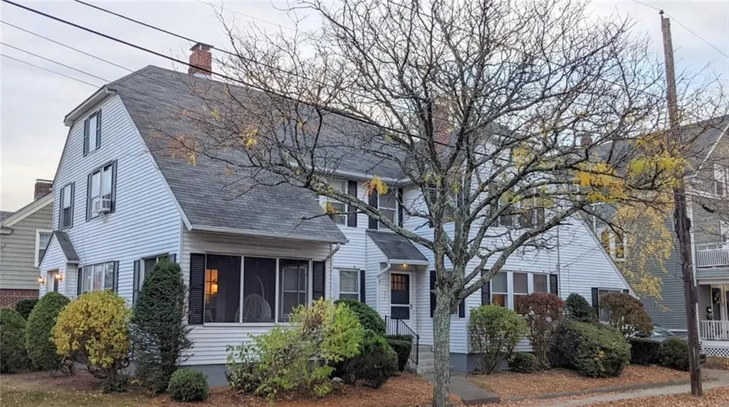 273 Rochambeau Avenue Providence RI 02906