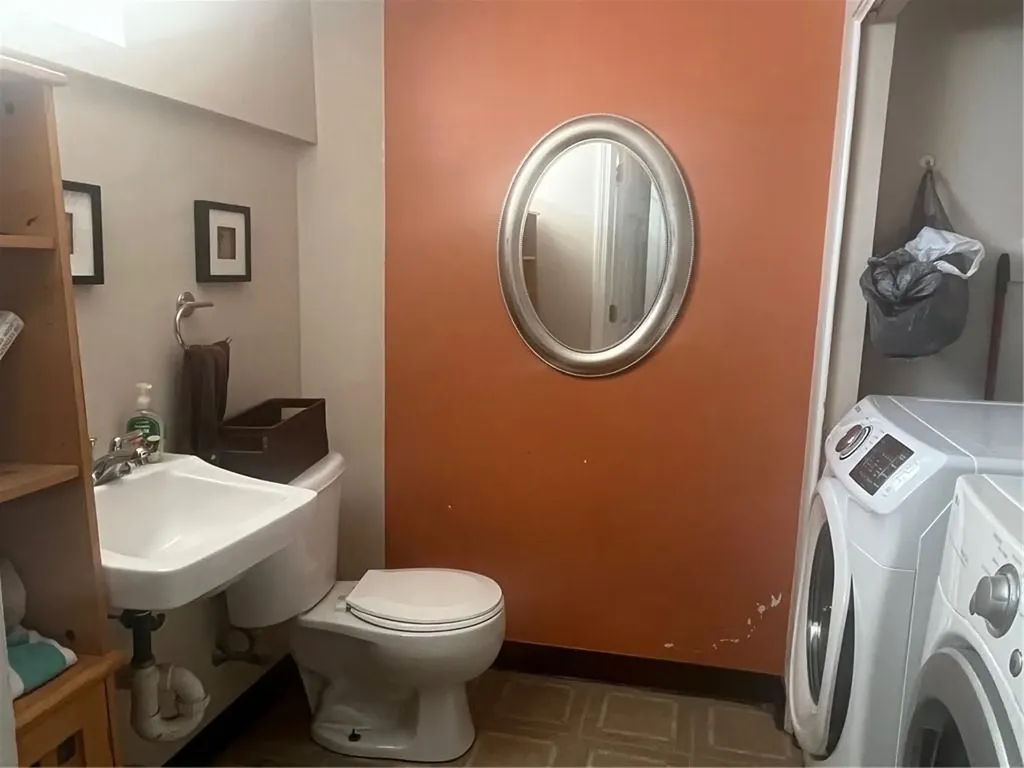 272 Whitford Avenue Providence RI 02908